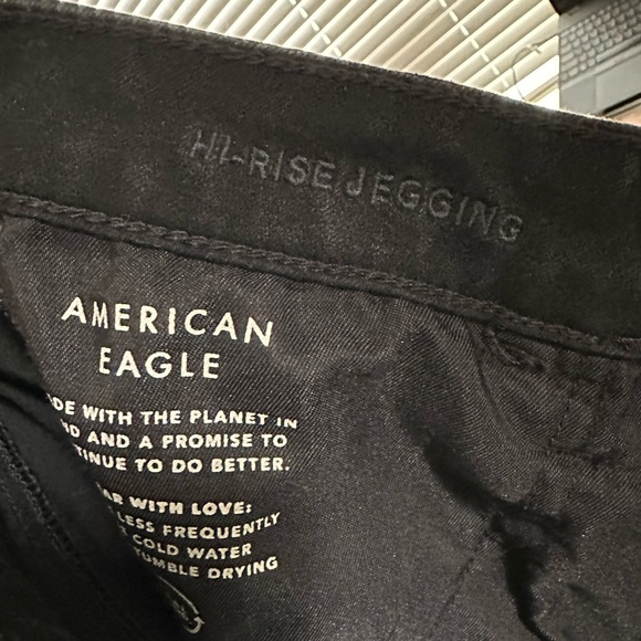 American Eagle black high-rise jegging size 14 short - Picture 3 of 5